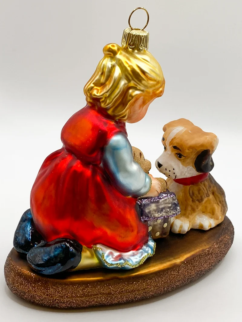 Das Mädchen zeigt dem Hündchen ihren Teddybär, KOMOZJA MOSTOWSKI