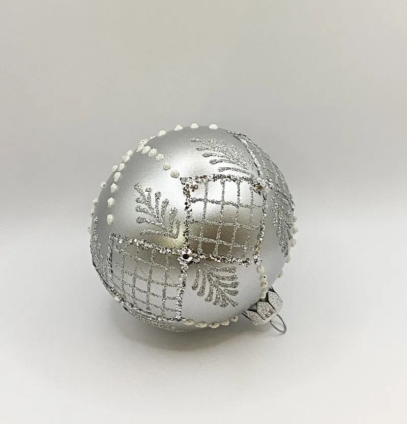 Kugel silber matt mit Gittermuster