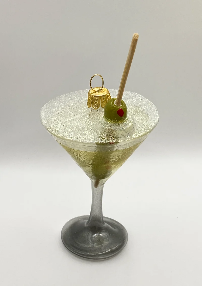Cocktail Martini mit Oliven