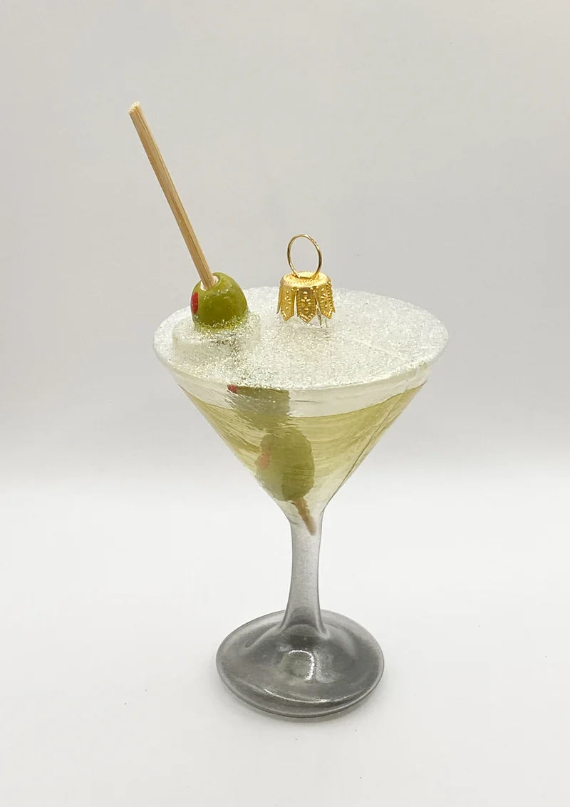 Cocktail Martini mit Oliven