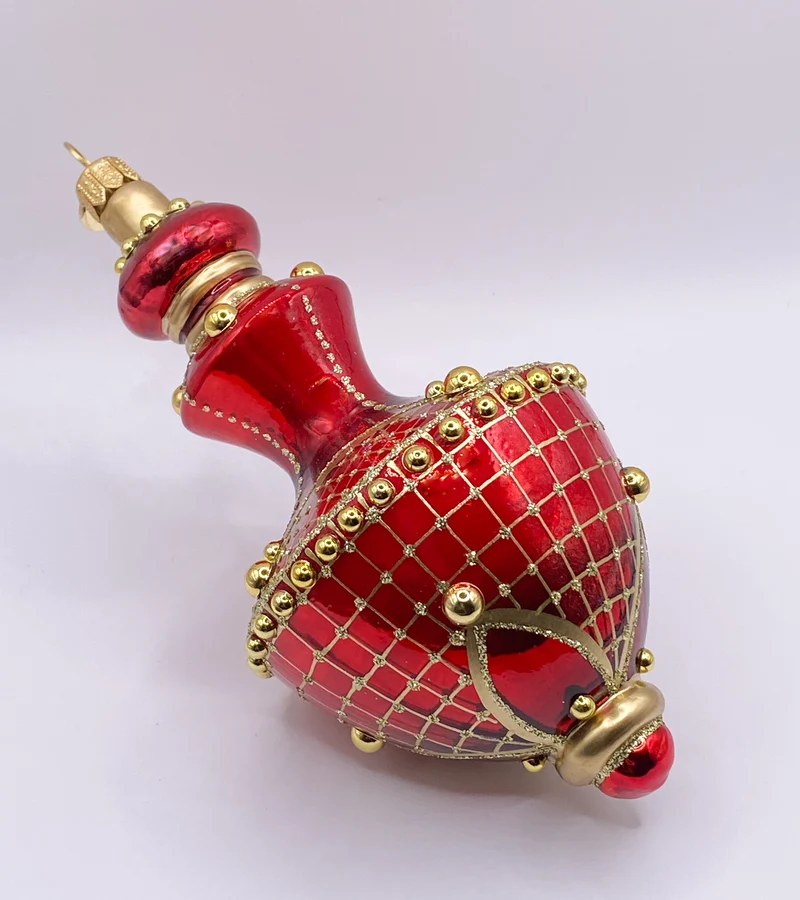 Laternenform in Rot mit goldenem Dekor, GlitterLab