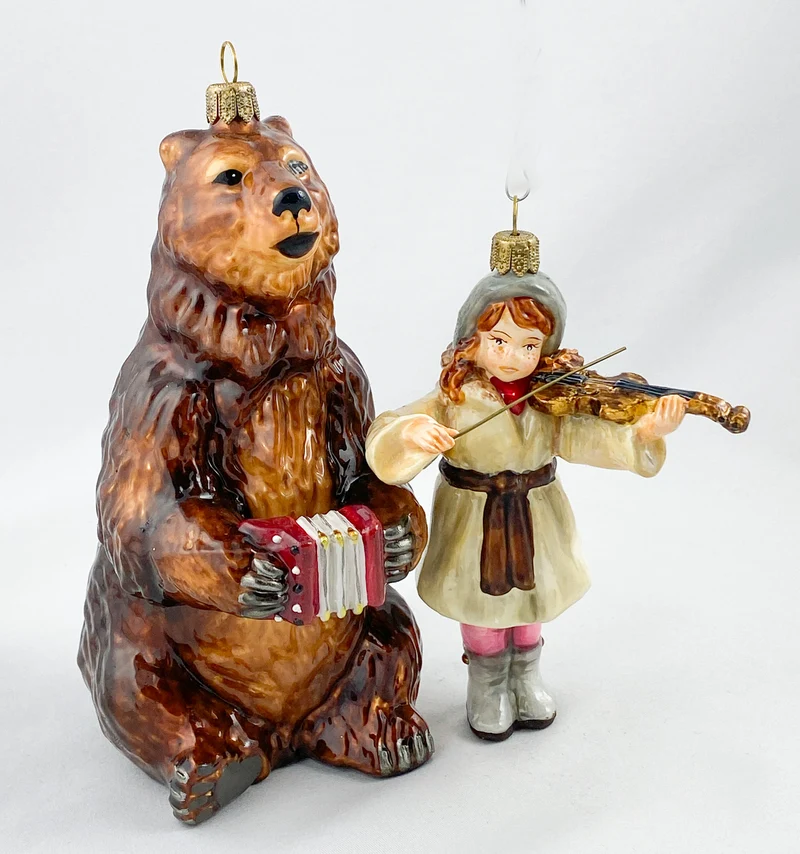 Das Mädchen und der Bär musizieren zusammen, AtlasArt