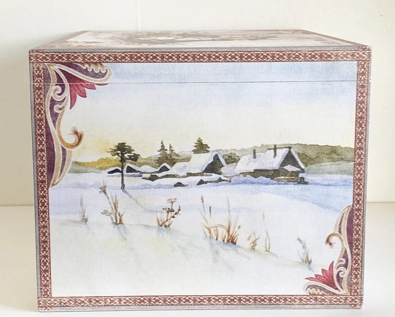 Die Kinder im Wintergewand haben es sich auf dem Tannenast gemütlich gemacht, AtlasArt