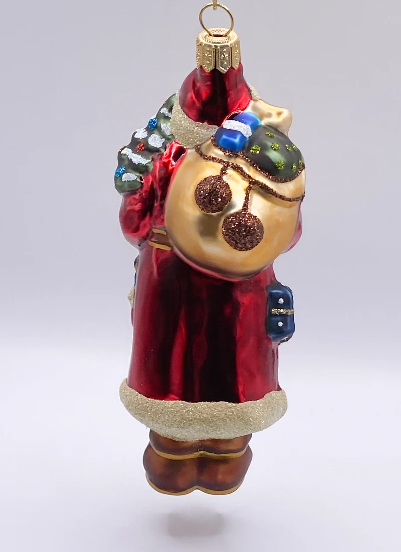 Der Weihnachtsmann bringt ganz viele Geschenke