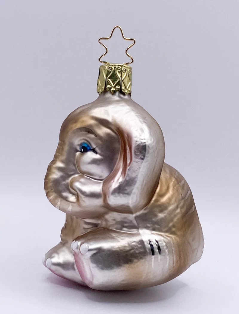 Süsser Baby-Elefant