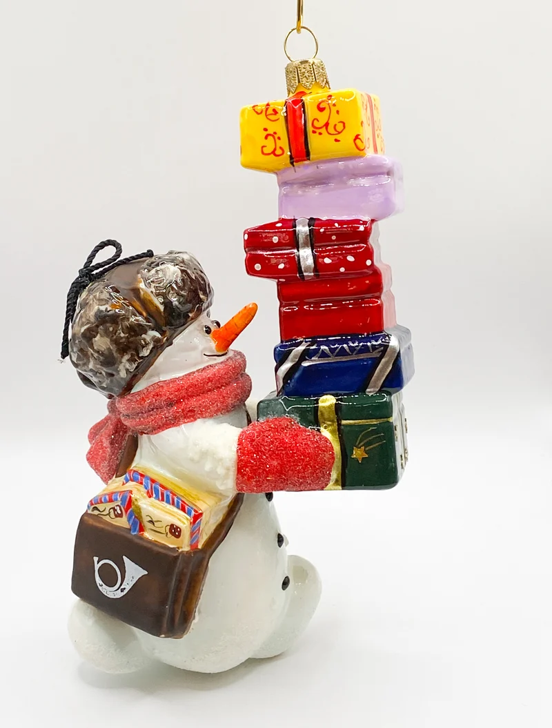 Der Schneemann bringt die Weihnachtspost und viele Geschenke, AtlasArt