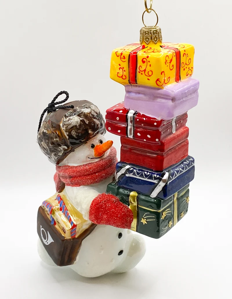Der Schneemann bringt die Weihnachtspost und viele Geschenke, AtlasArt