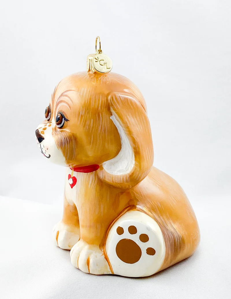 Süsser Hundewelpe mit rotem Herzchen-Halsband, GlitterLab