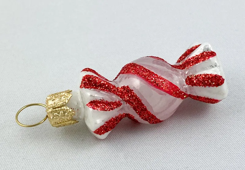 Rot weiss gestreifter Bonbon