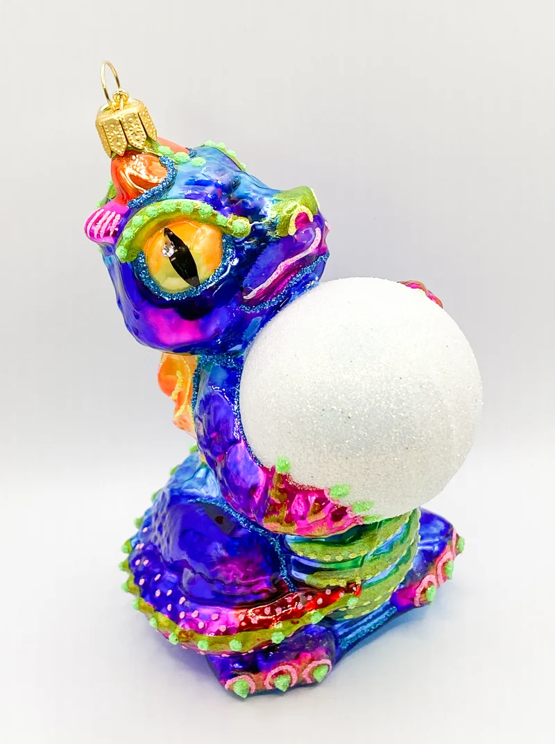 Der kleine Regenbogen - Drachen macht einen Schneeball, GlitterLab