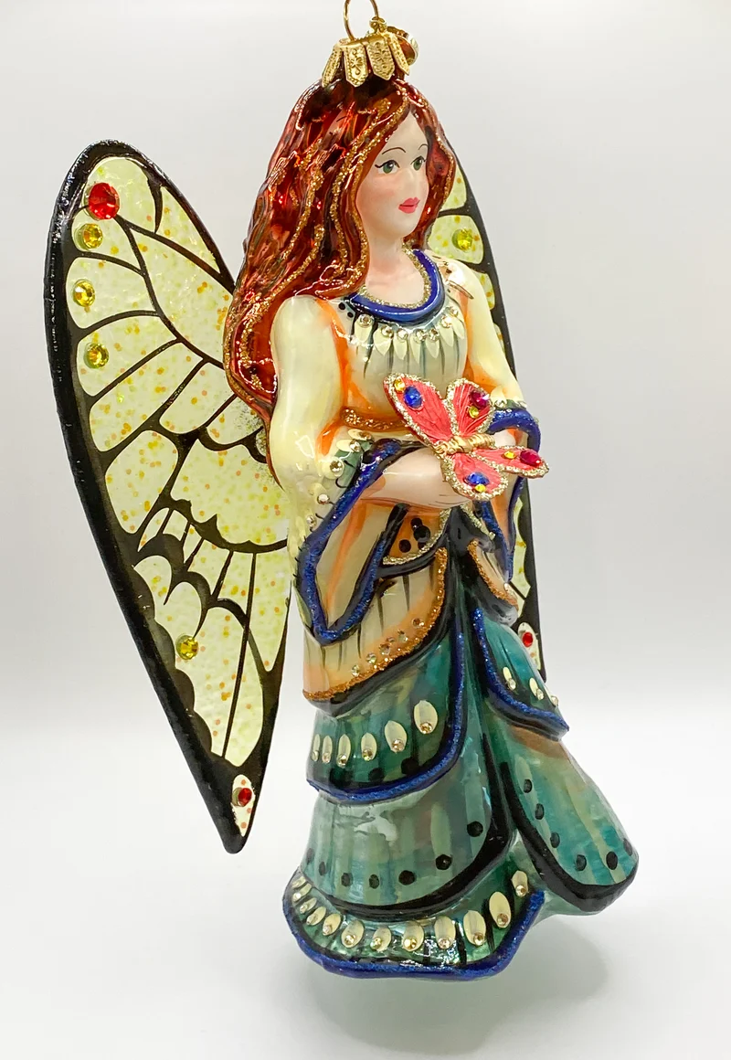 Engel mit rotem Schmetterling in der Hand und transparenten Glasflügeln, GlitterLab