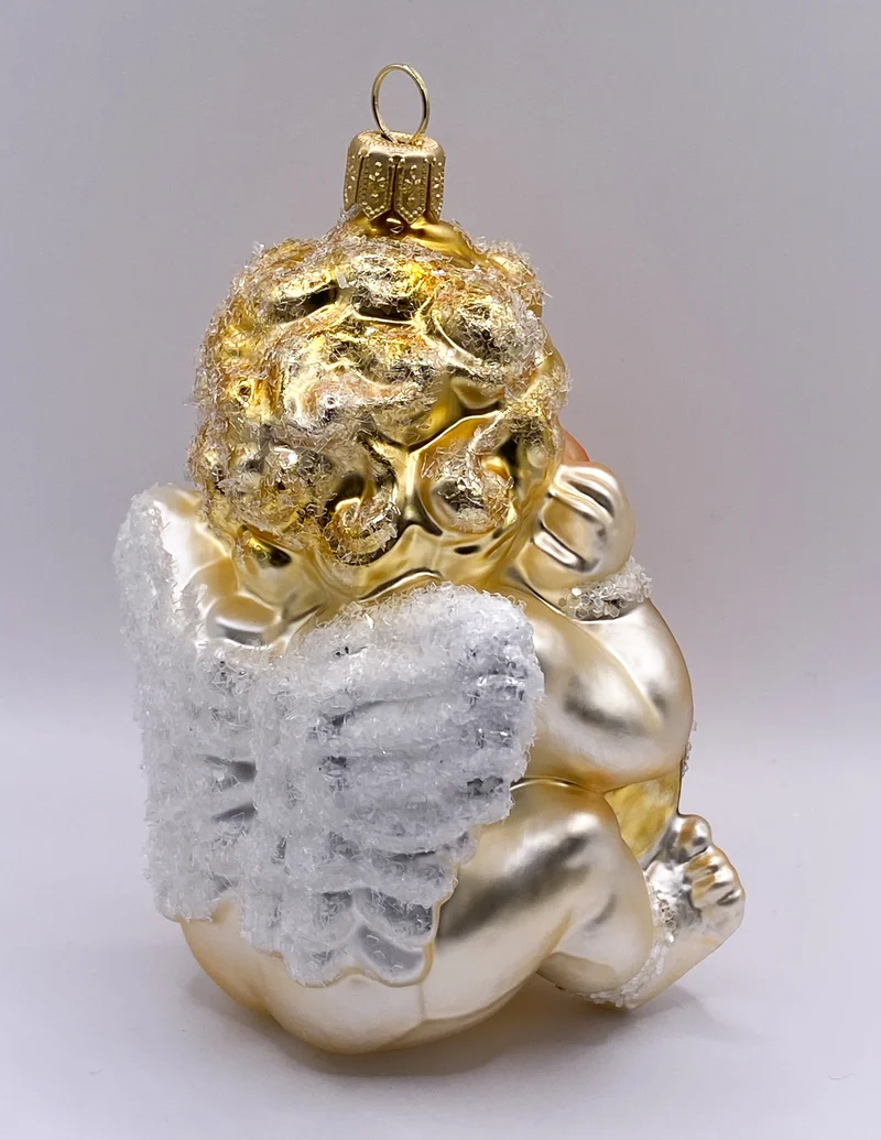 Süsser Engel mit goldenem Herz