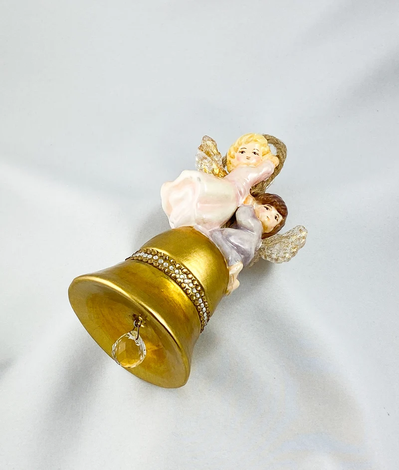 Zwei Engel läuten die goldene Glocke, AtlasArt