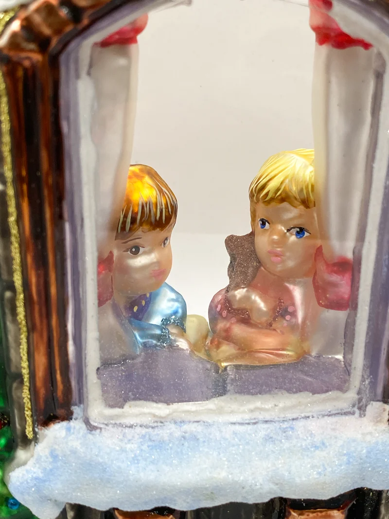 Die Kinder warten am Fenster gespannt auf das Christkind, KOMOZJA MOSTOWSKI