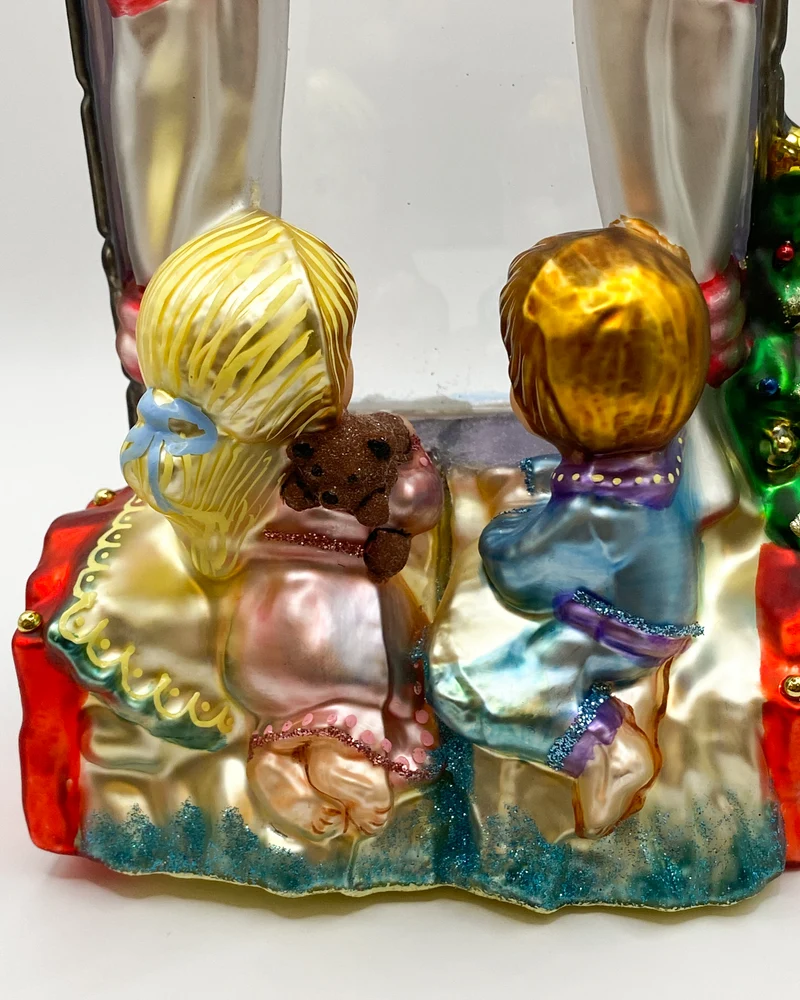 Die Kinder warten am Fenster gespannt auf das Christkind, KOMOZJA MOSTOWSKI