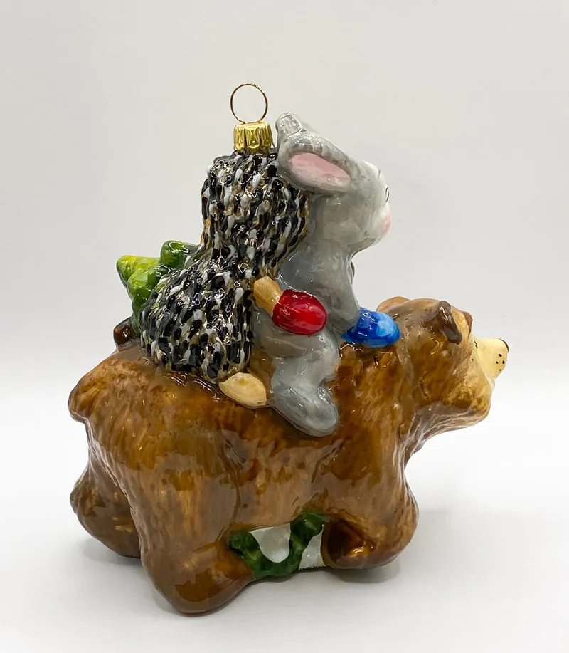 Der Hase und der Igel holen zusammen mit dem Bär den Weihnachtsbaum, KOMOZJA MOSTOWSKI