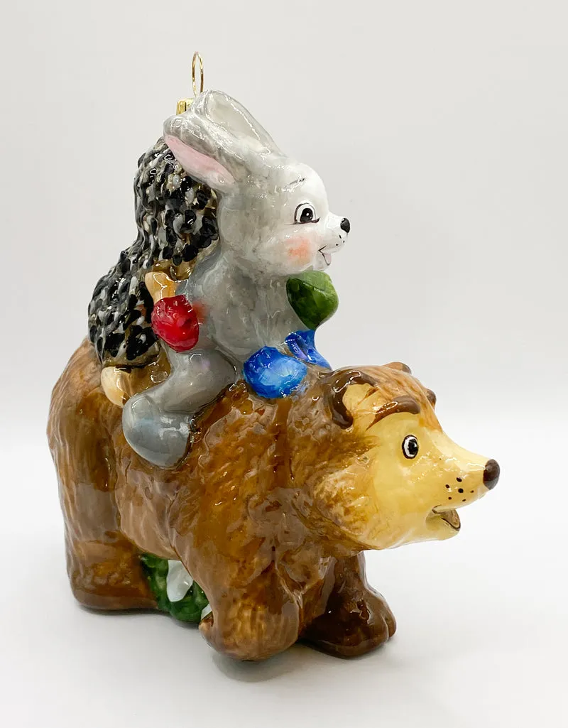 Der Hase und der Igel holen zusammen mit dem Bär den Weihnachtsbaum, KOMOZJA MOSTOWSKI