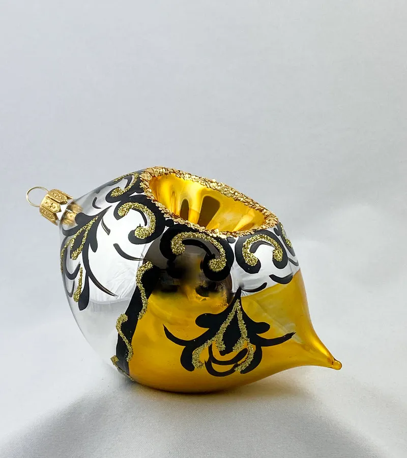 Kurze Olive in Gold/Silber mit goldenem Reflex und schwarzem Dekor