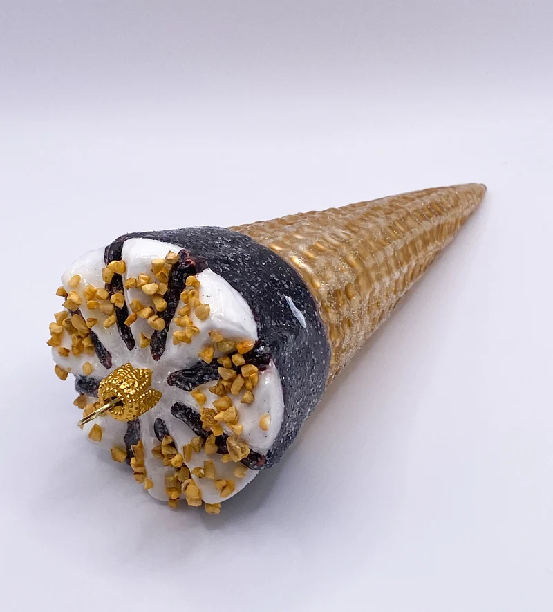 Schokoladen-Cornet-Glace