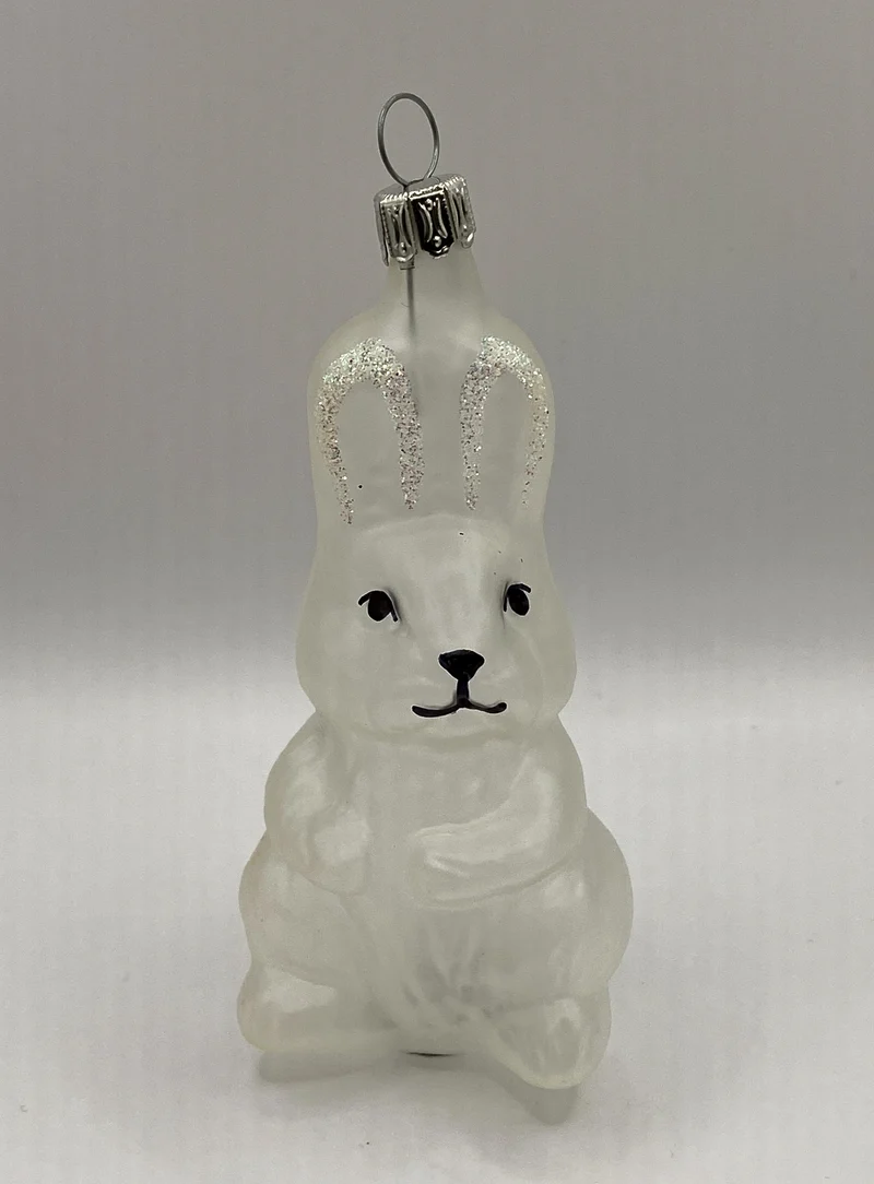 Sitzender Hase transparent