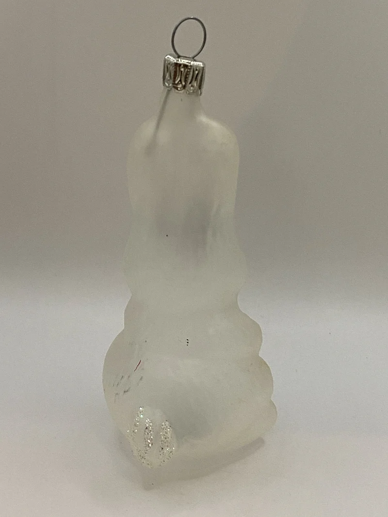 Sitzender Hase transparent