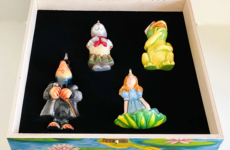 Märchen Däumelinchen in 4-teiligem Set KOMOZJA MOSTOWSKI