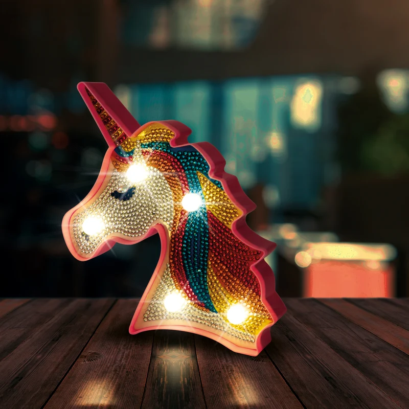 Einhorn Diamant Dekolampe mit Werkzeug und Kunststoff-Edelsteinen